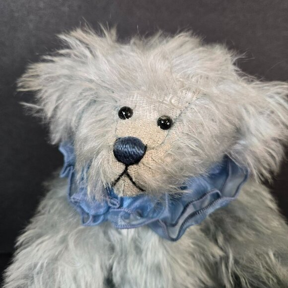 River Hills Bears by Edda Seiple - Blue Mohair Jointed Bear Ruffle Collar 11" - Picture 2 of 12